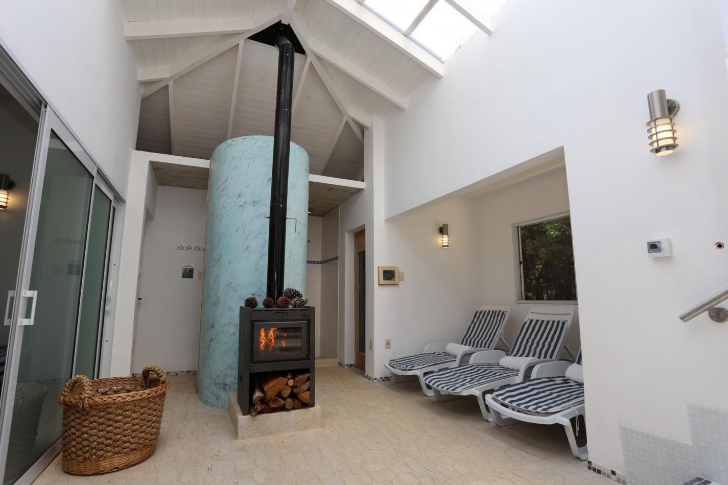 Complexe de 7 appartements avec spa a vendre, La Pedrera, Rocha